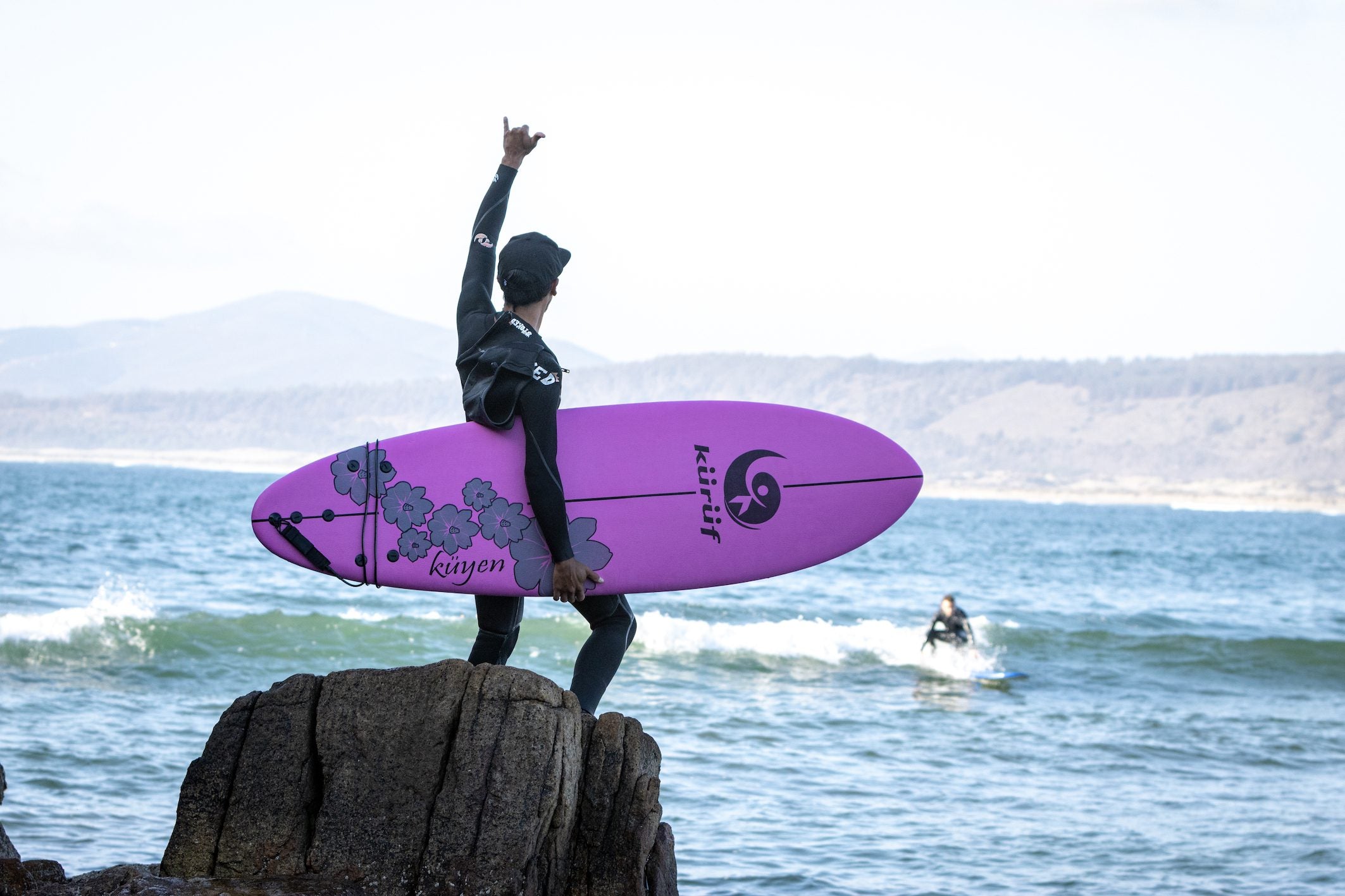 Ocho consejos para surfear de una forma segura