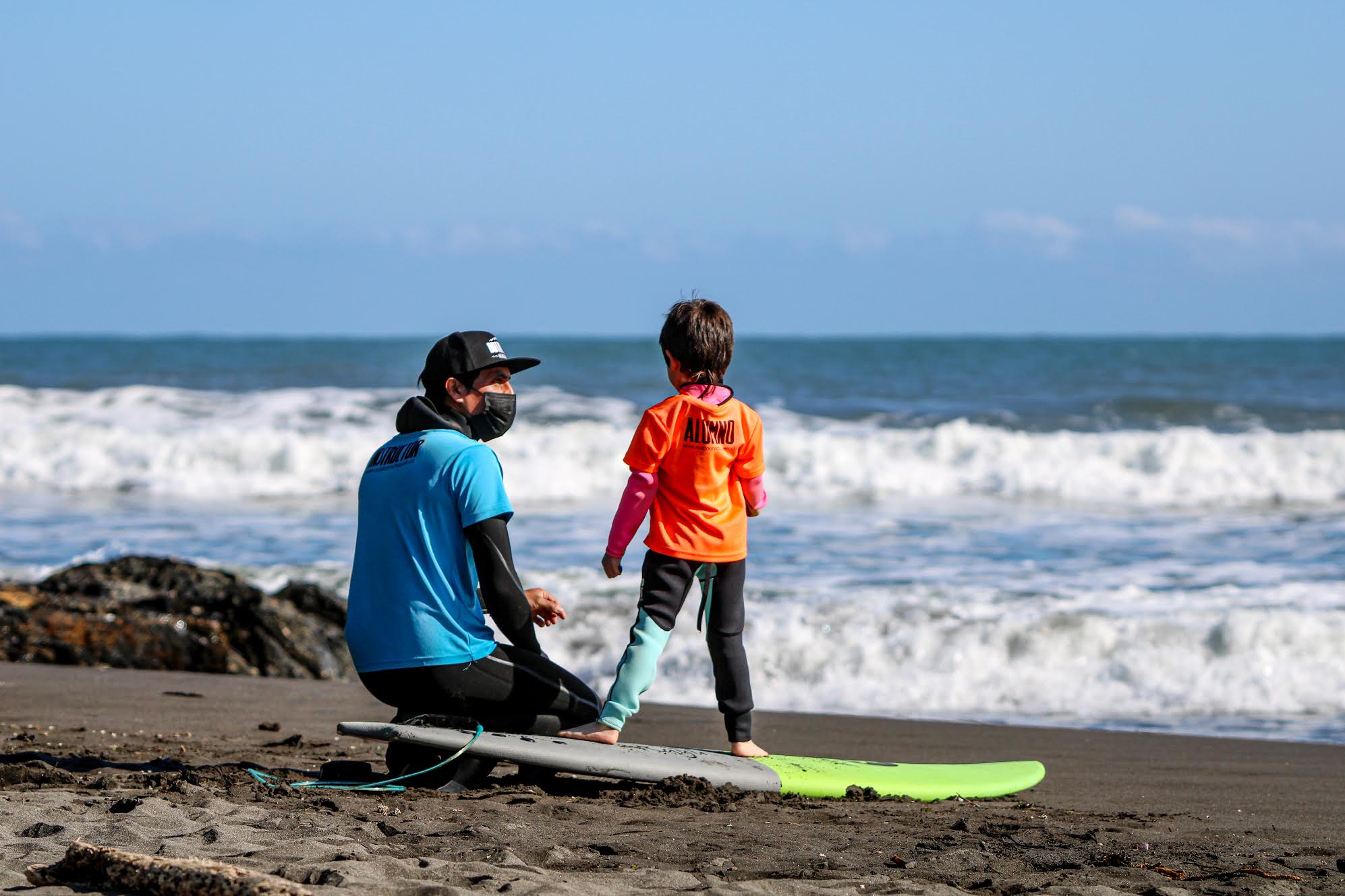 10 consejos de surf que garantizan la diversión en las olas